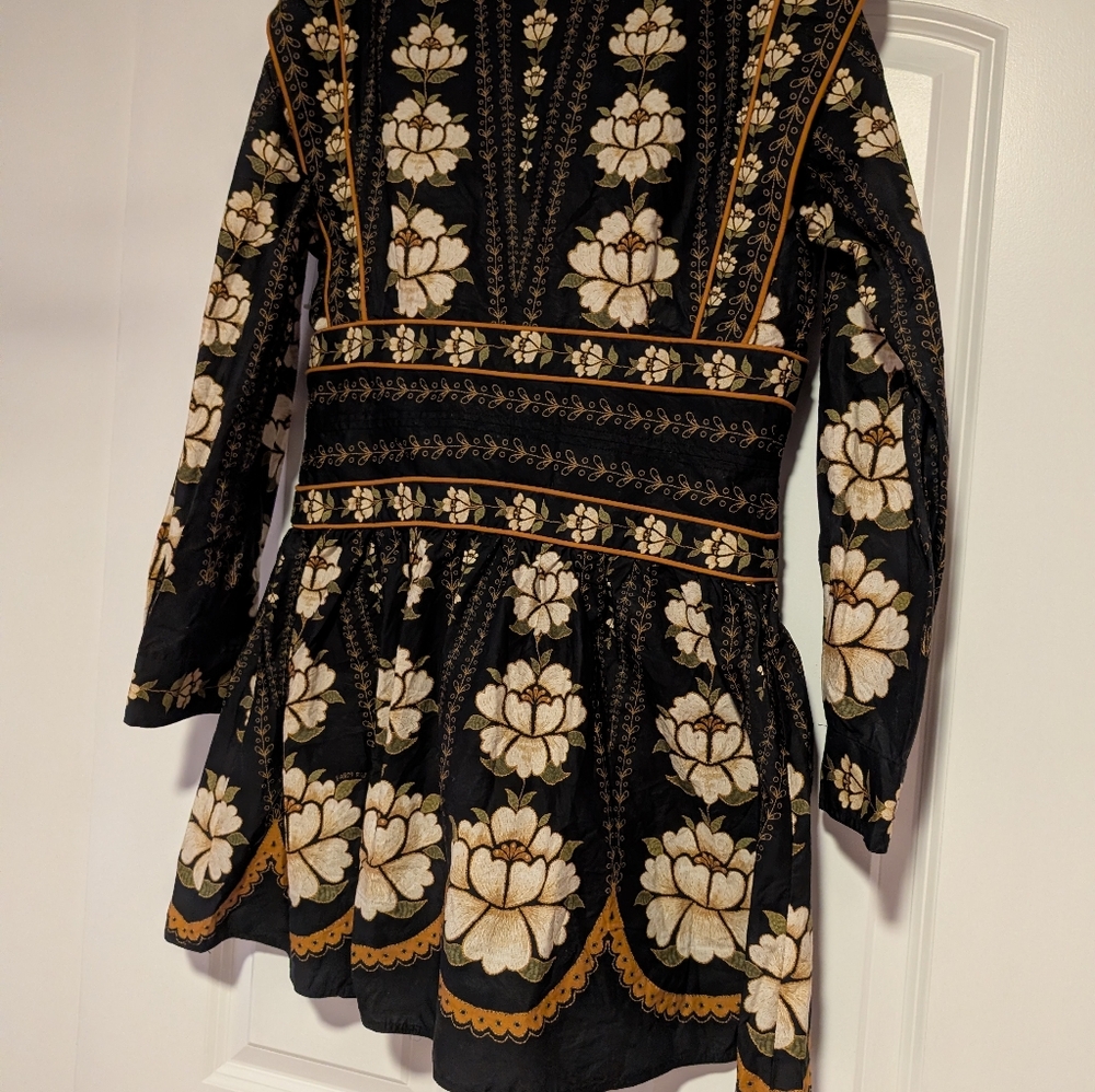 FARM Rio Black Floral Long-Sleeve Button Dress with Gold and Cream Accents - Picture 9 of 12